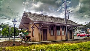 300px-Pompton_Plains_Railroad_Station_July_2017.jpg